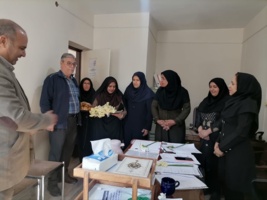 تکریم بانوان شاغل در مرکز تحقیقات و آموزش کشاورزی و منابع طبیعی استان کرمان