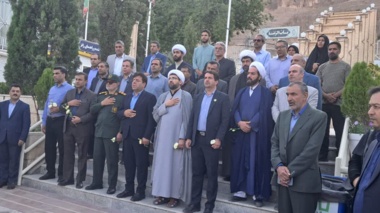 تجدید میثاق رئیس و کارکنان مرکز تحقیقات کشاورزی استان کرمان با آرمان‌های شهدا در آیین غبارروبی و عطرافشانی گلزار مطهر شهدا