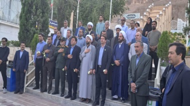 تجدید میثاق رئیس و کارکنان مرکز تحقیقات کشاورزی استان کرمان با آرمان‌های شهدا در آیین غبارروبی و عطرافشانی گلزار مطهر شهدا