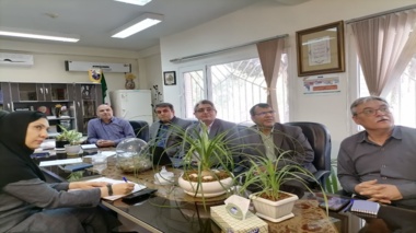 جلسه شورای پژوهشی مرکز تحقیقات کشاورزی استان کرمان با محوریت آب برگزار شد